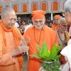 Poojya Swamiji swami Golokanandaji of Ramakrishna Mission and other sannyaasins being welcomed with Poorna-Kumbham on the inaugural day